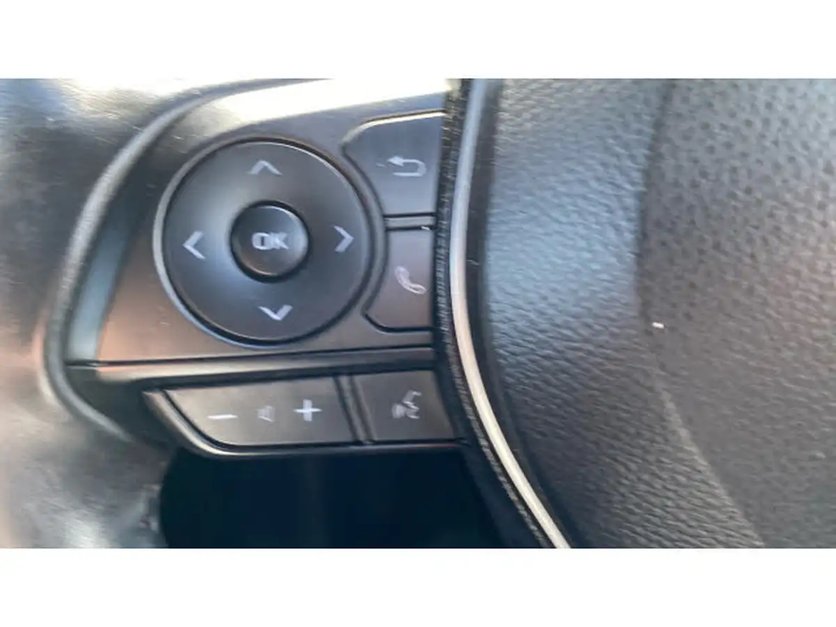 2019-toyota-corolla-12-vvt-i-icon-tech-trk-hatchback-big-20