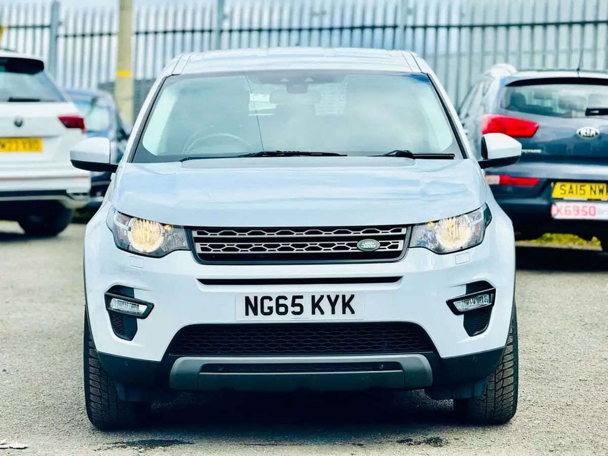 2015-land-rover-discovery-sport-20td4-se-tech-180ps-auto-big-3