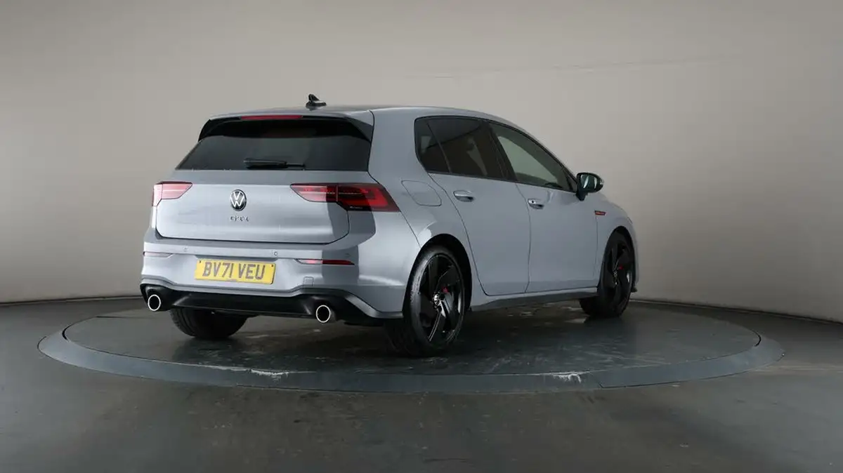 2021-volkswagen-golf-20-tsi-gti-dsg-big-70