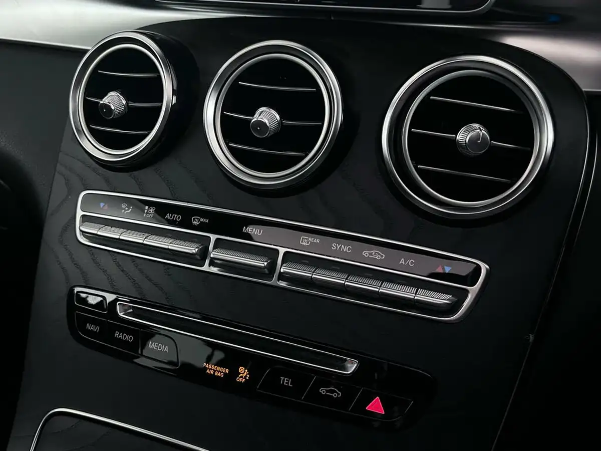 2019-mercedes-benz-glc-class-21d-glc250d-amg-line-premiumss-station-wagon-5d-big-37
