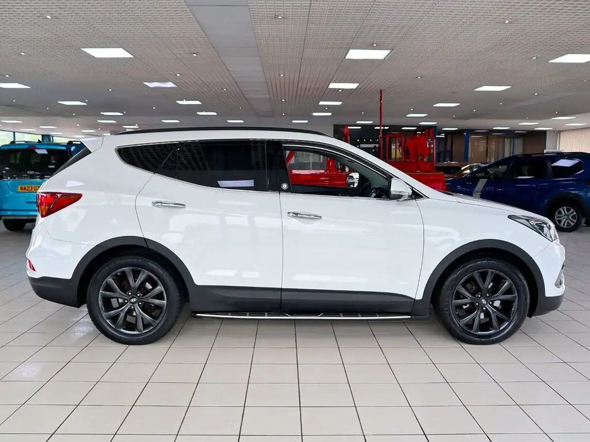 2017-hyundai-santa-fe-22-crdi-endurance-edition-big-5