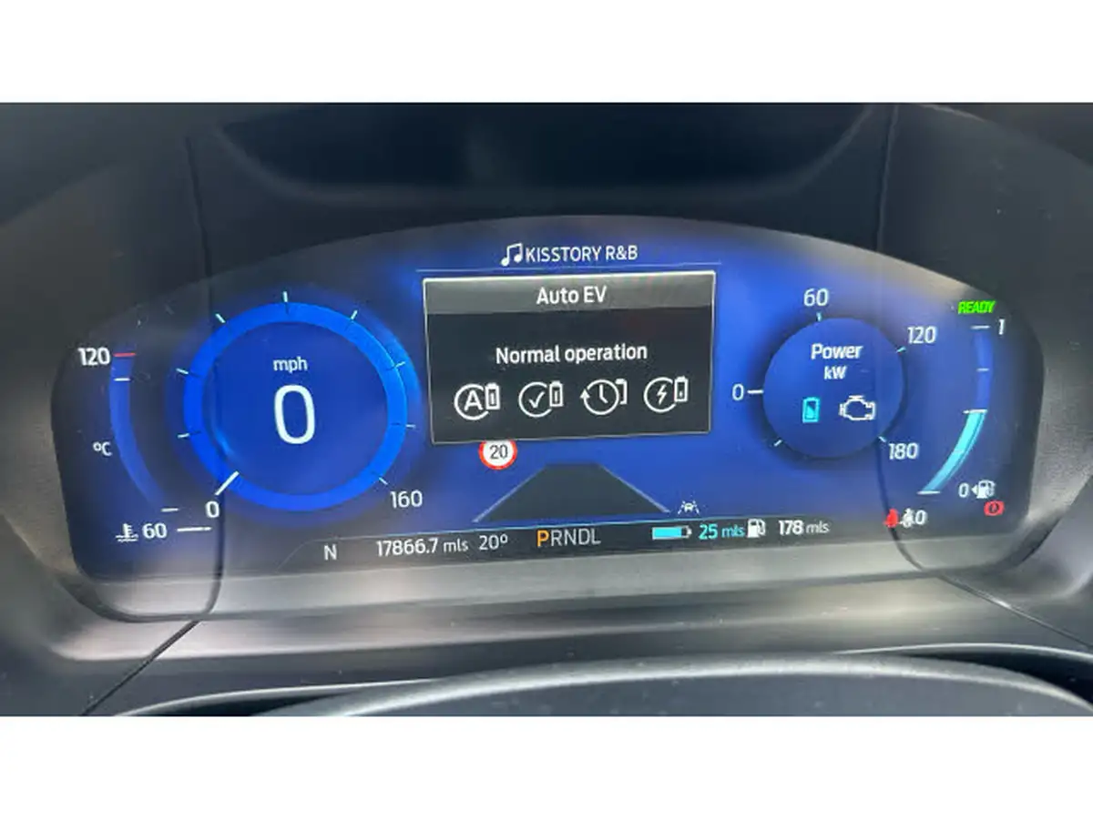 2023-ford-kuga-25t-st-line-x-edition-225ps-phev-big-31