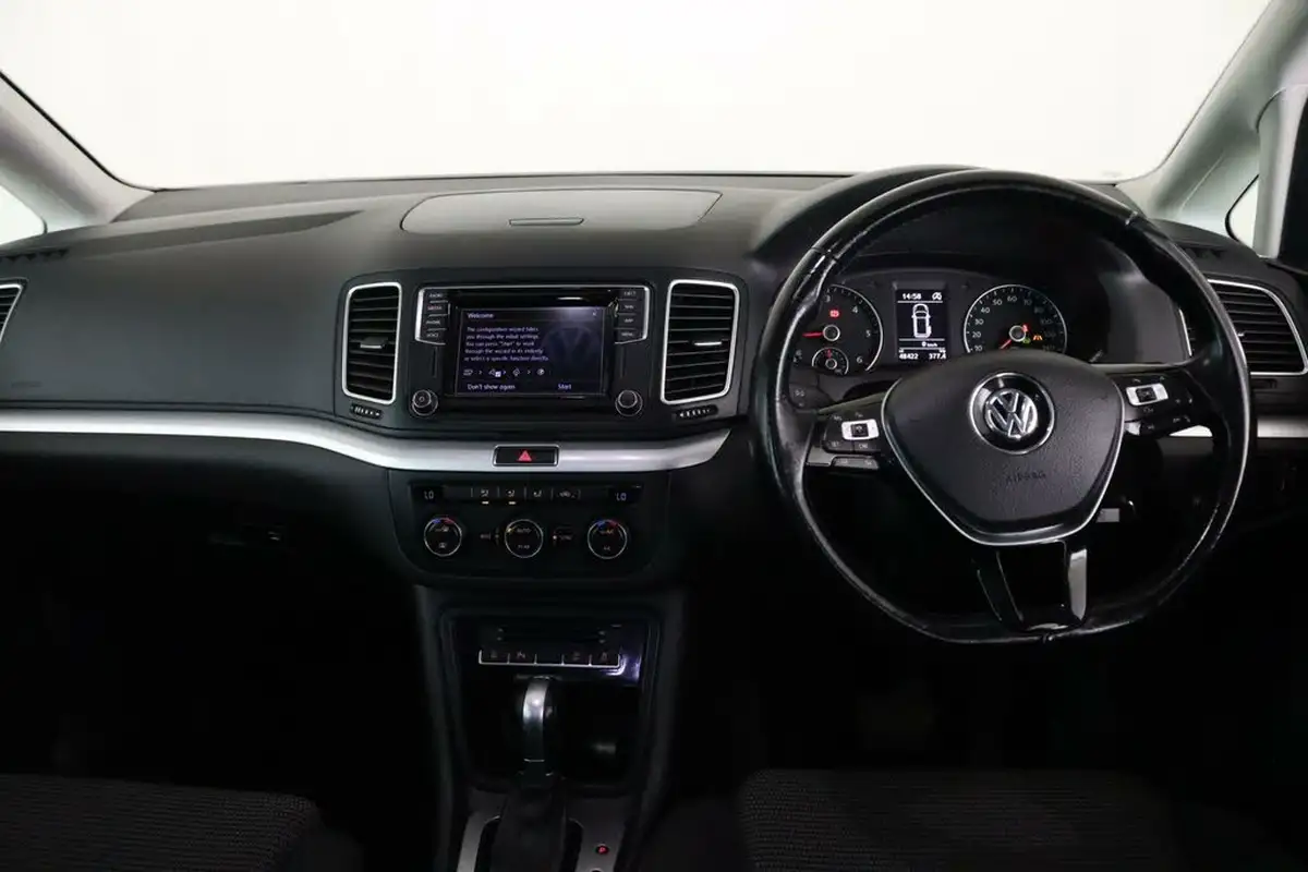 2020-volkswagen-sharan-20tdi-se-nav-150ps-dsg-big-15