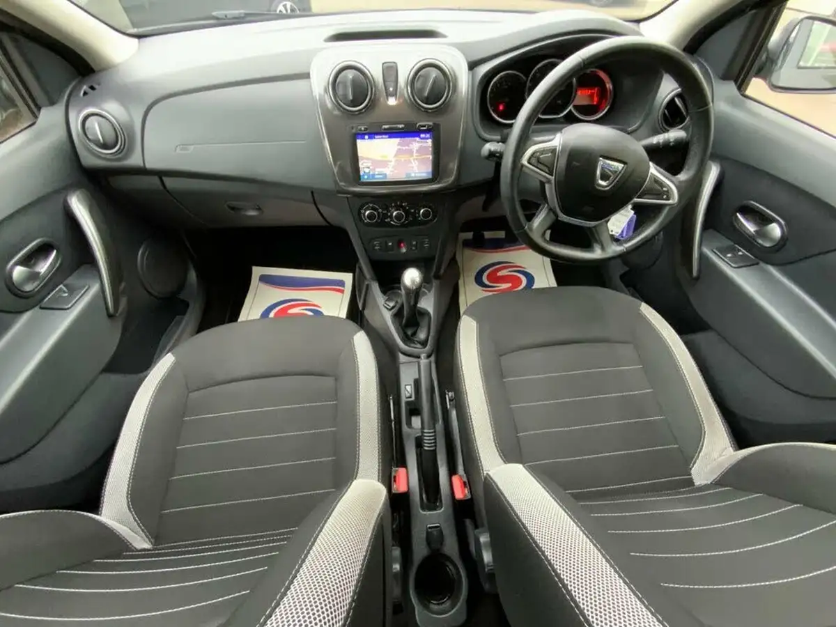 2018-dacia-sandero-stepway-15dci-laureate-big-1