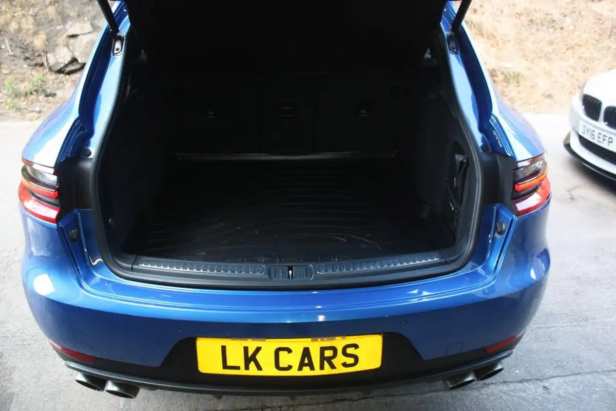 2015-porsche-macan-30td-s-big-25