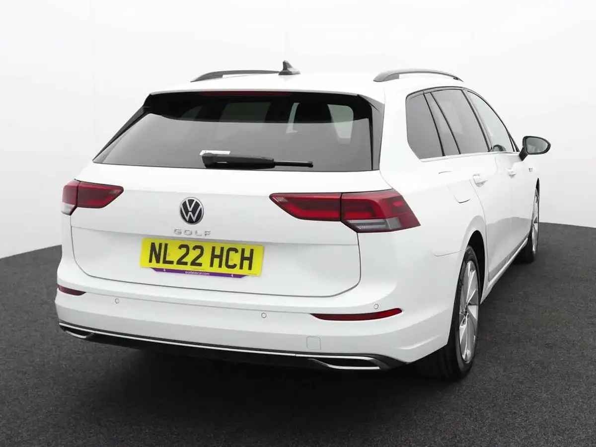 2022-volkswagen-golf-20tdi-style-150ps-estate-dsg-big-5