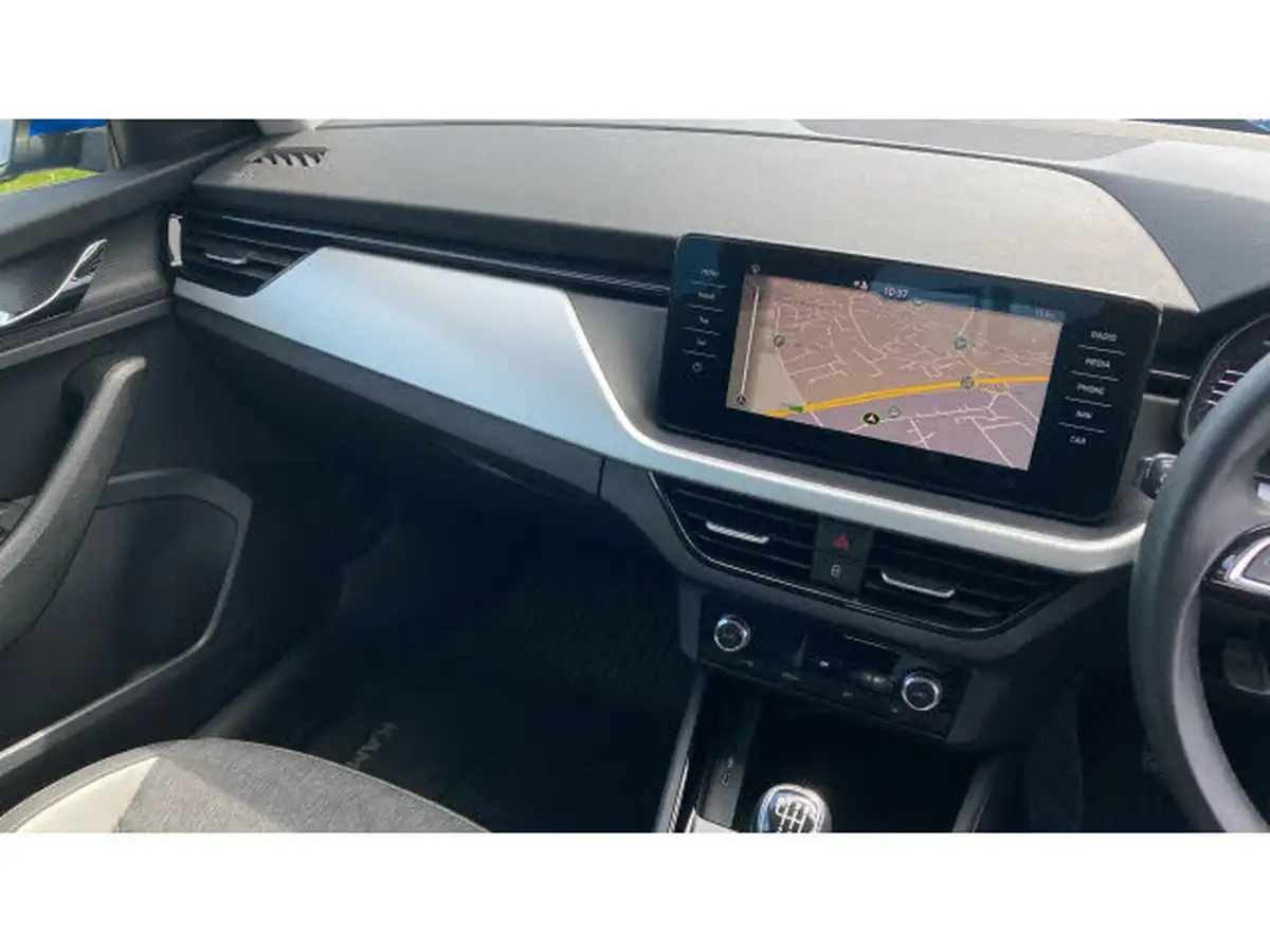 2020-skoda-kamiq-10-tsi-se-l-115ps-big-13
