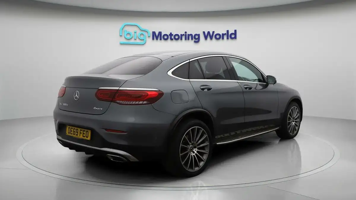 2019-mercedes-benz-glc-class-20d-glc300d-amg-line-premium-coupe-4d-big-7