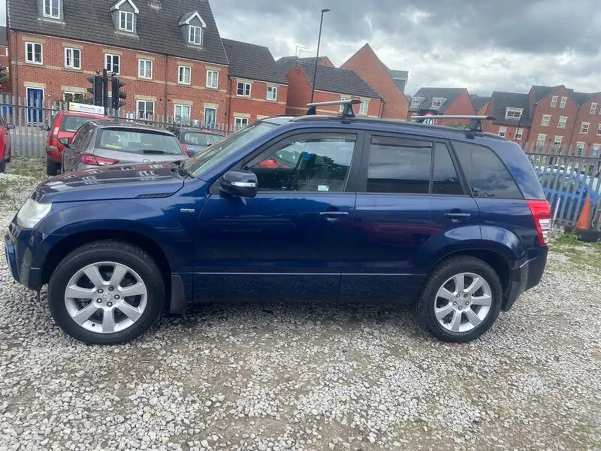 2010-suzuki-grand-vitara-19td-sz5-big-4