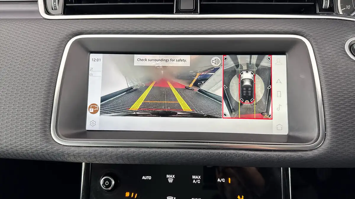 2021-land-rover-range-rover-evoque-20-d165-s-big-17