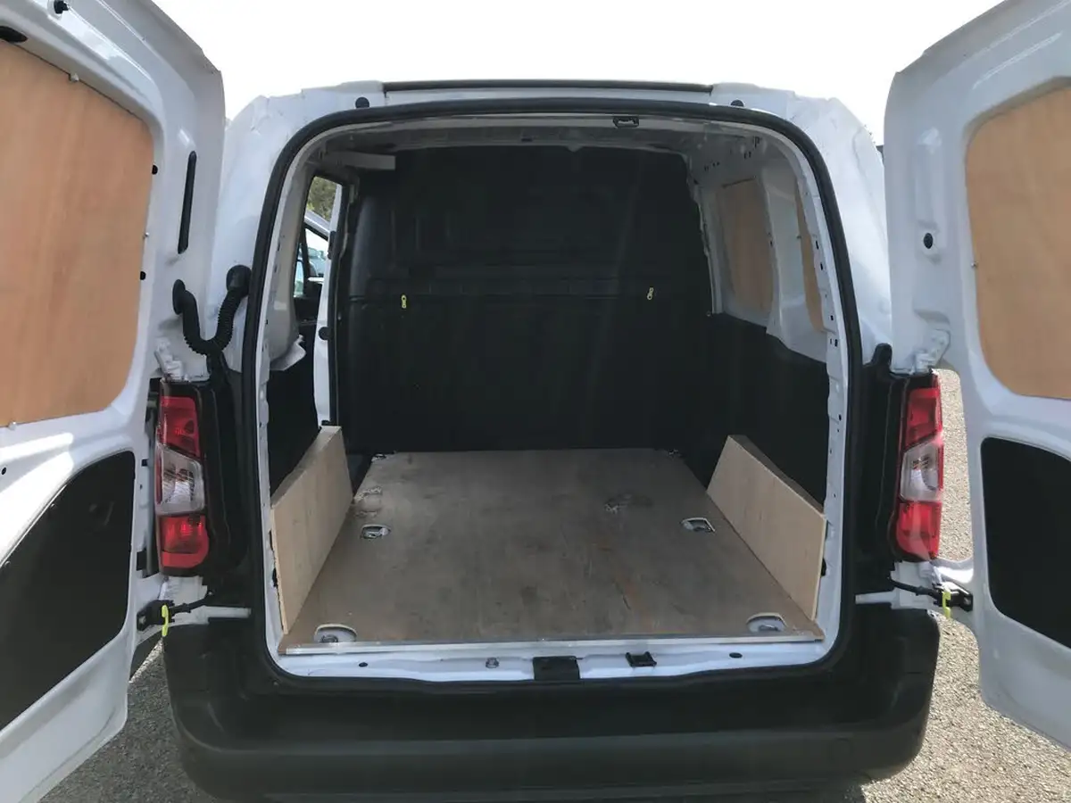 2023-citroen-berlingo-15-bluehdi-1000-enterprise-edition-100pseu6d-big-12