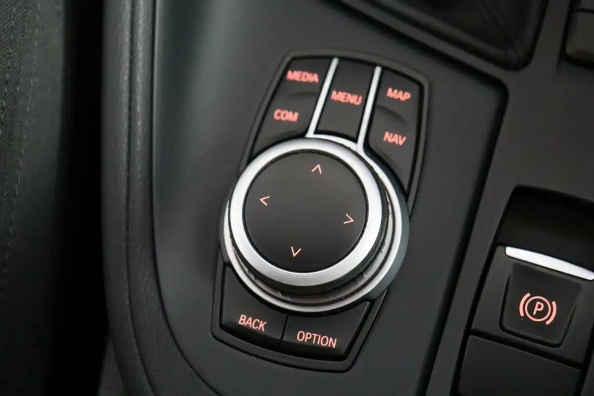 2020-bmw-x1-20-sdrive20i-se-189bhp-big-27