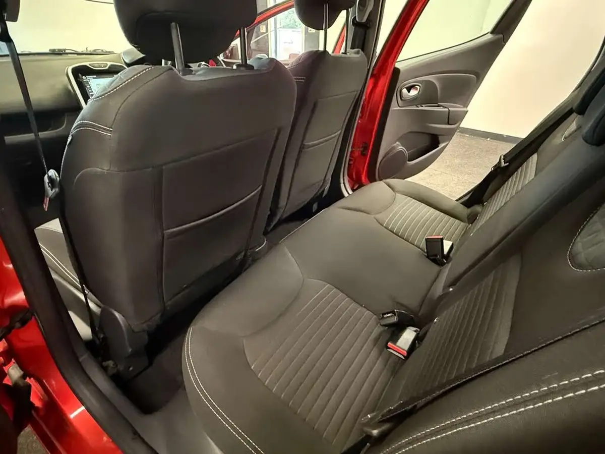 2015-renault-clio-09-dynamique-s-big-40