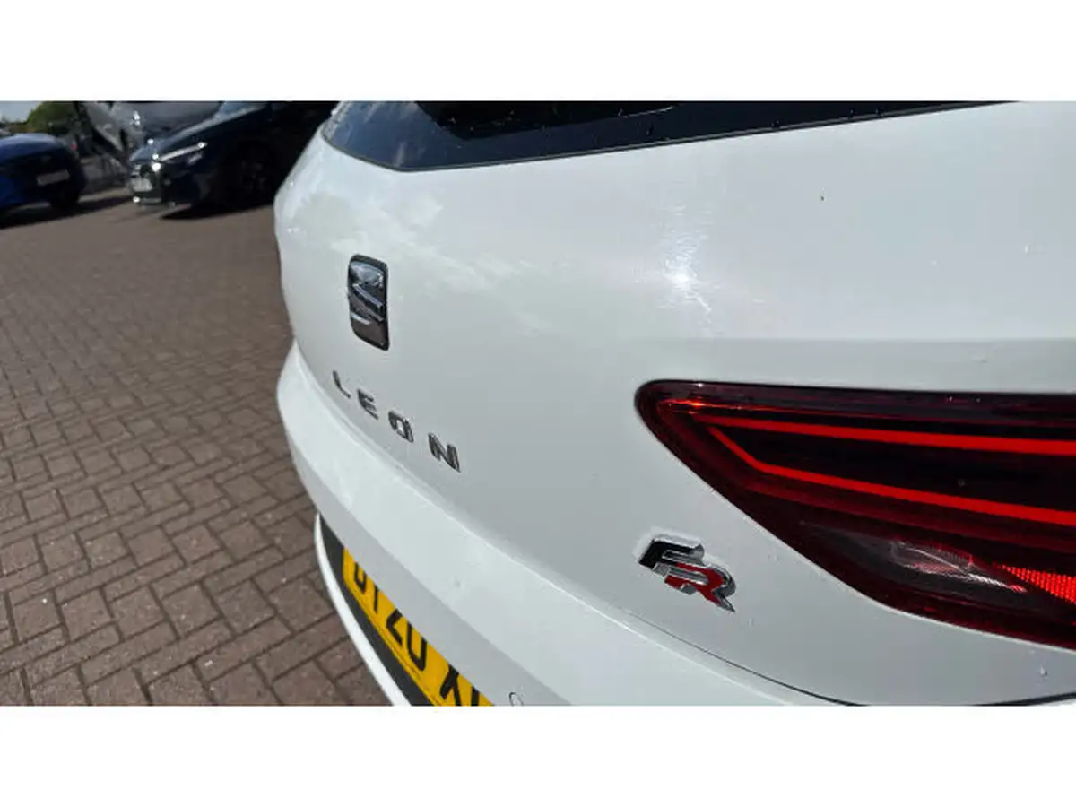 2020-seat-leon-15-tsi-evo-fr-black-edition-150ps-hatchback-dsg-big-7