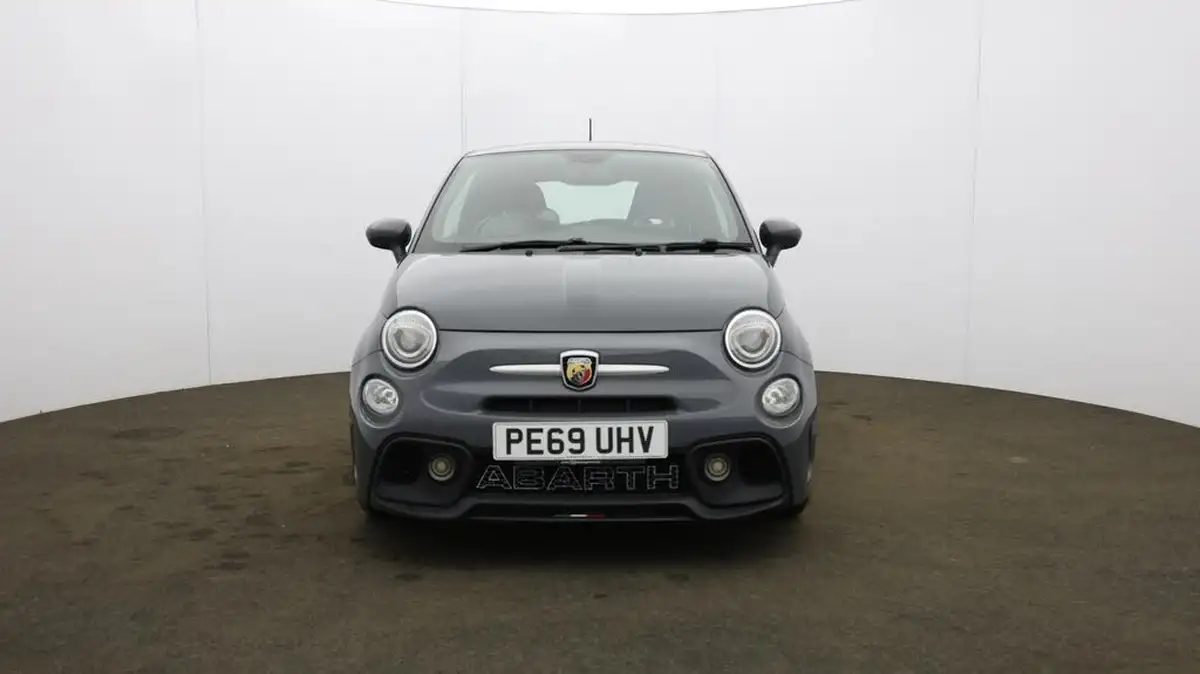 2019-abarth-595-14-tjet-big-41