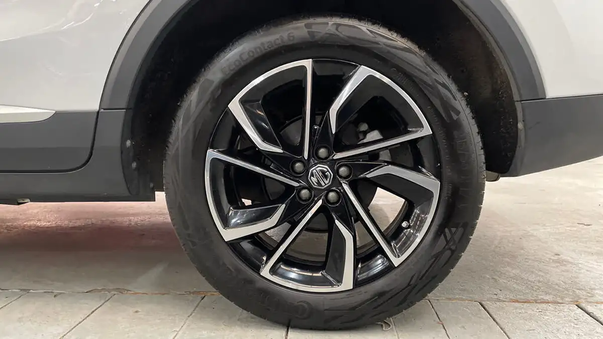 2022-mg-zs-suv-15-vti-tech-exclusive-big-17