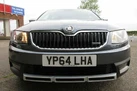 2014-skoda-octavia-20tdi-scout-184ps-dsg-small-10