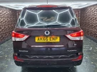 2016-kgm-ssangyong-turismo-22td-ex-small-2