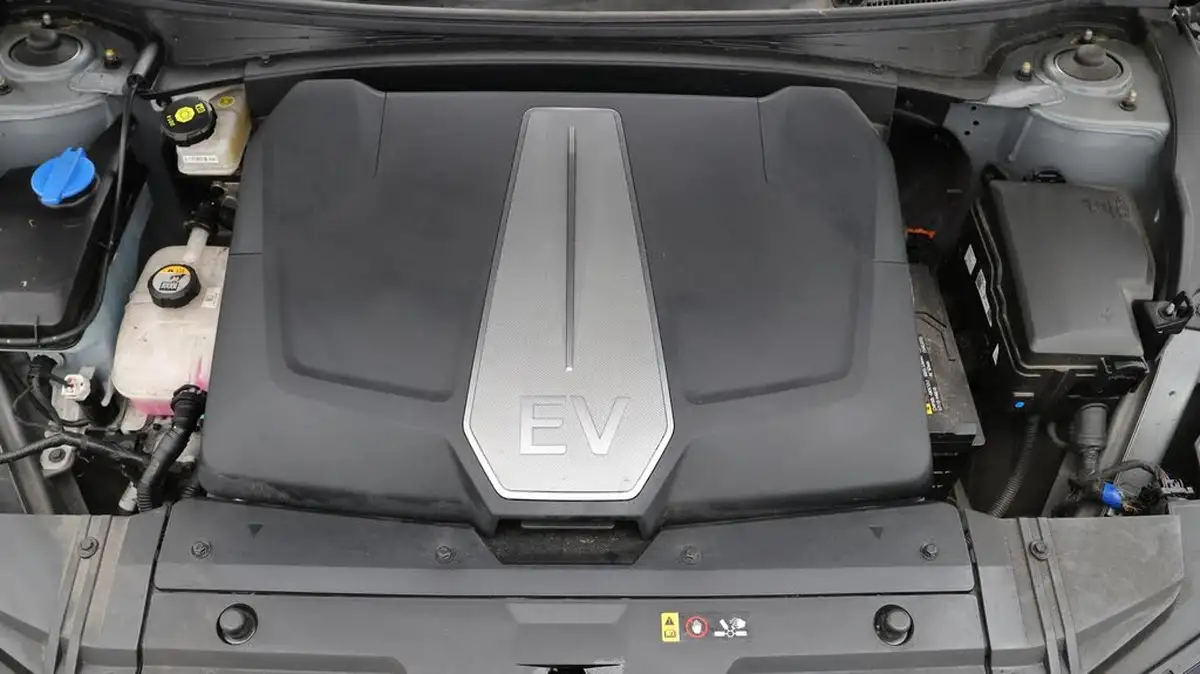 2022-kia-ev6-e-gt-line-225bhp-heat-pump-big-19