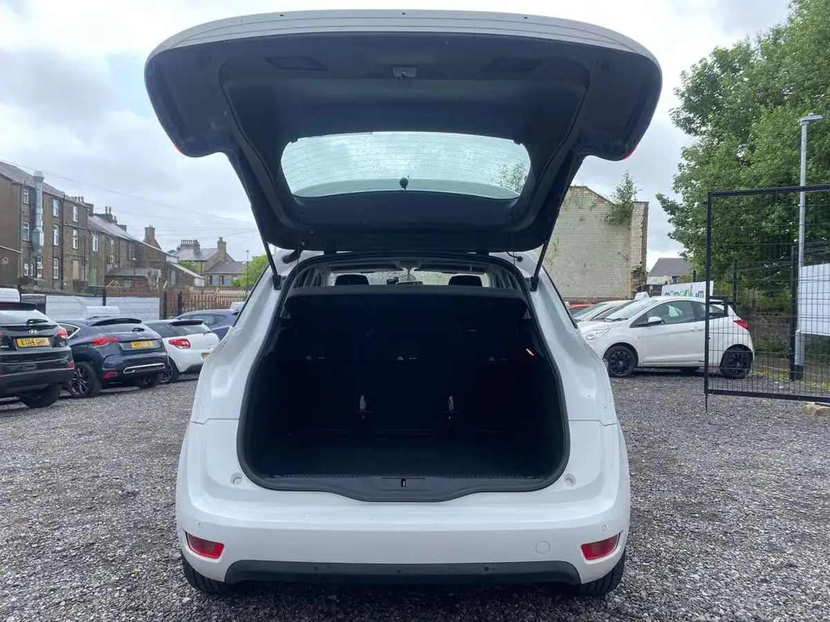 2014-citroen-c4-picasso-16e-hdi-vtr-115ps-big-7