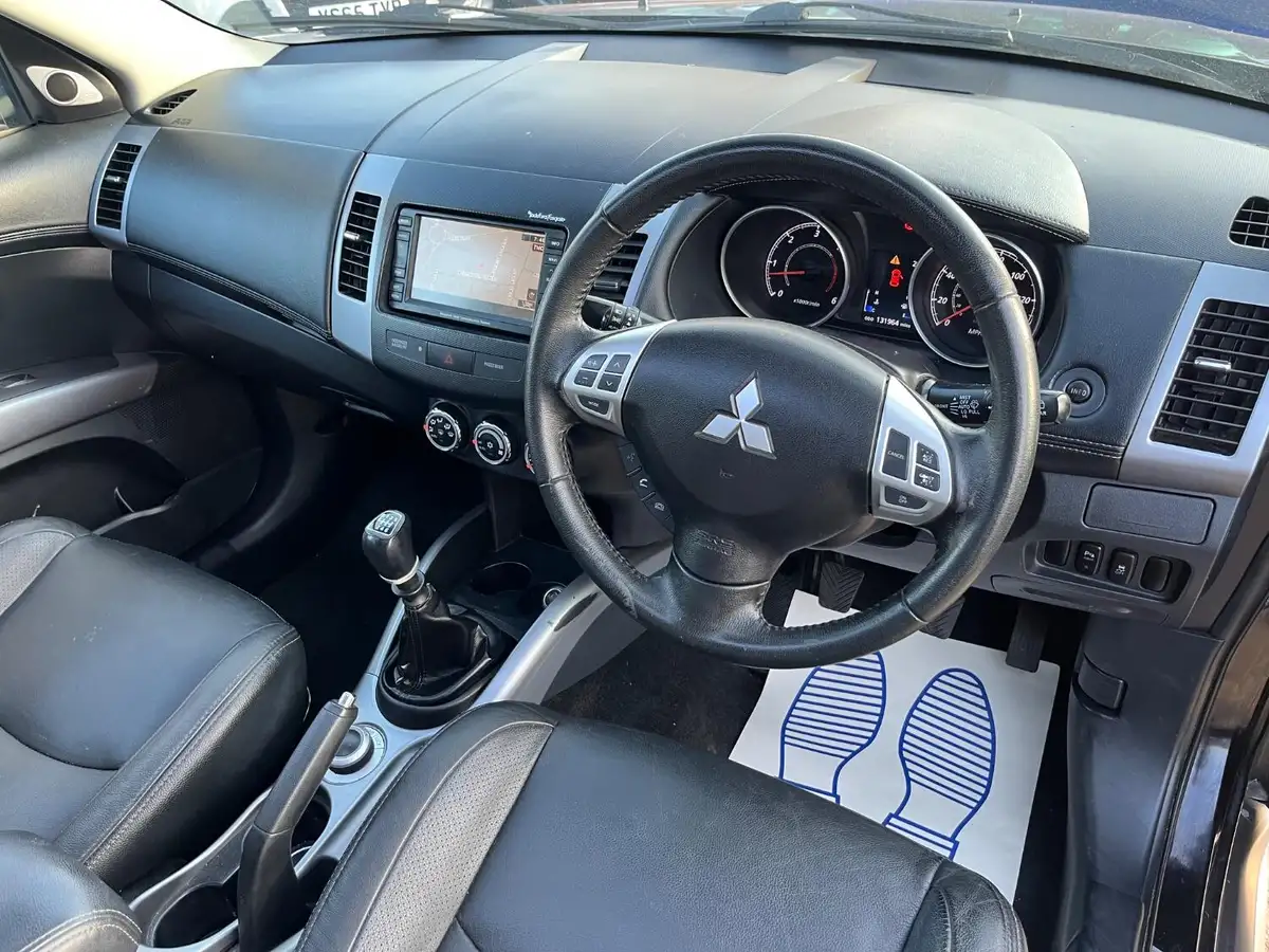 2012-mitsubishi-outlander-22td-gx4-2268cc-big-13