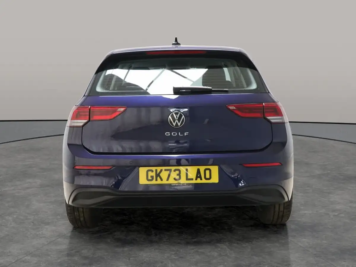 2023-volkswagen-golf-20tdi-life-hatchback-dsg-big-11