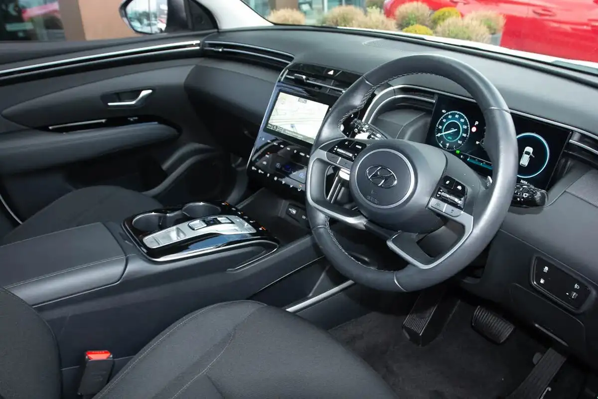 2024-hyundai-tucson-16-t-gdi-premium-265ps-4wd-phev-auto-big-8