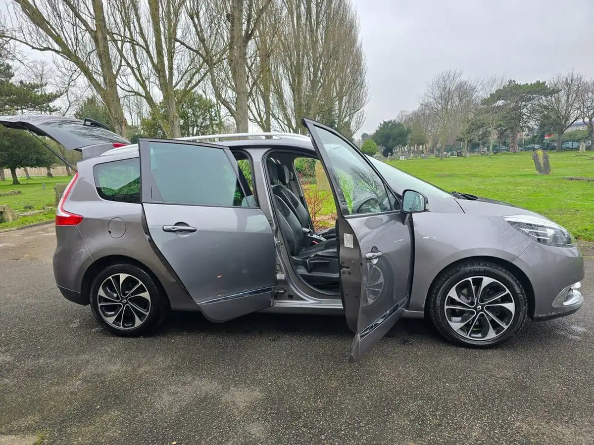 2016-renault-grand-scenic-16dci-dynamique-nav-bose-pack-1598cc-big-13