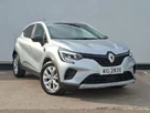 2022-renault-captur-10-tce-iconic-edition-small-0