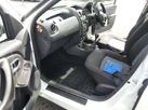 2017-dacia-duster-12-tce-laureate-small-8