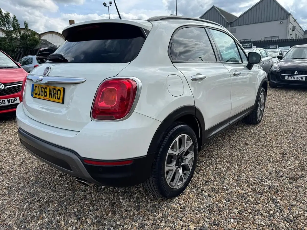2016-fiat-500x-14-multiair-cross-140bhp-ddct-big-49