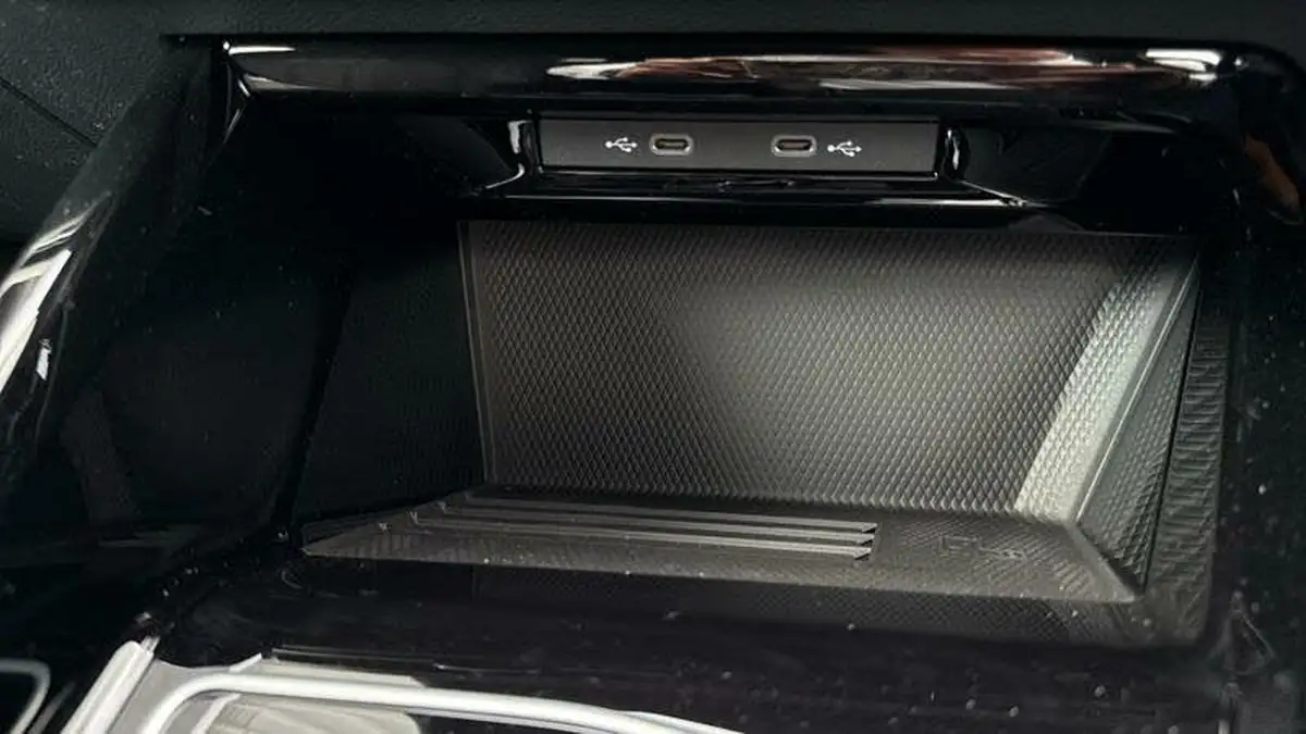 2025-volkswagen-golf-15-etsi-black-edition-big-27