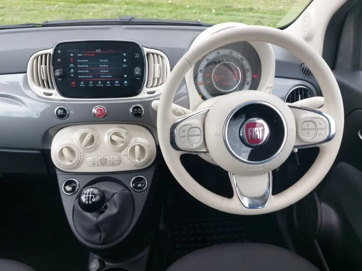 2023-fiat-500c-10-big-6