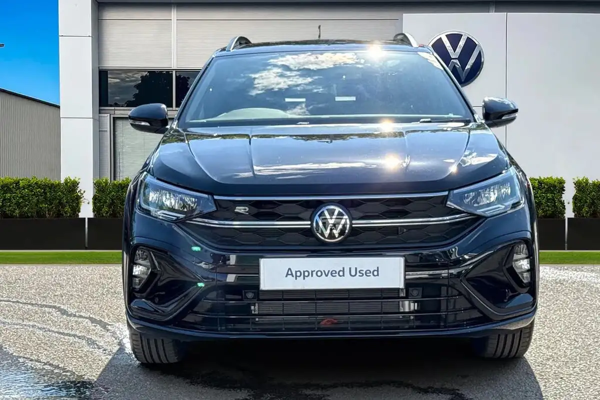 2025-volkswagen-taigo-15-tsi-r-line-big-5