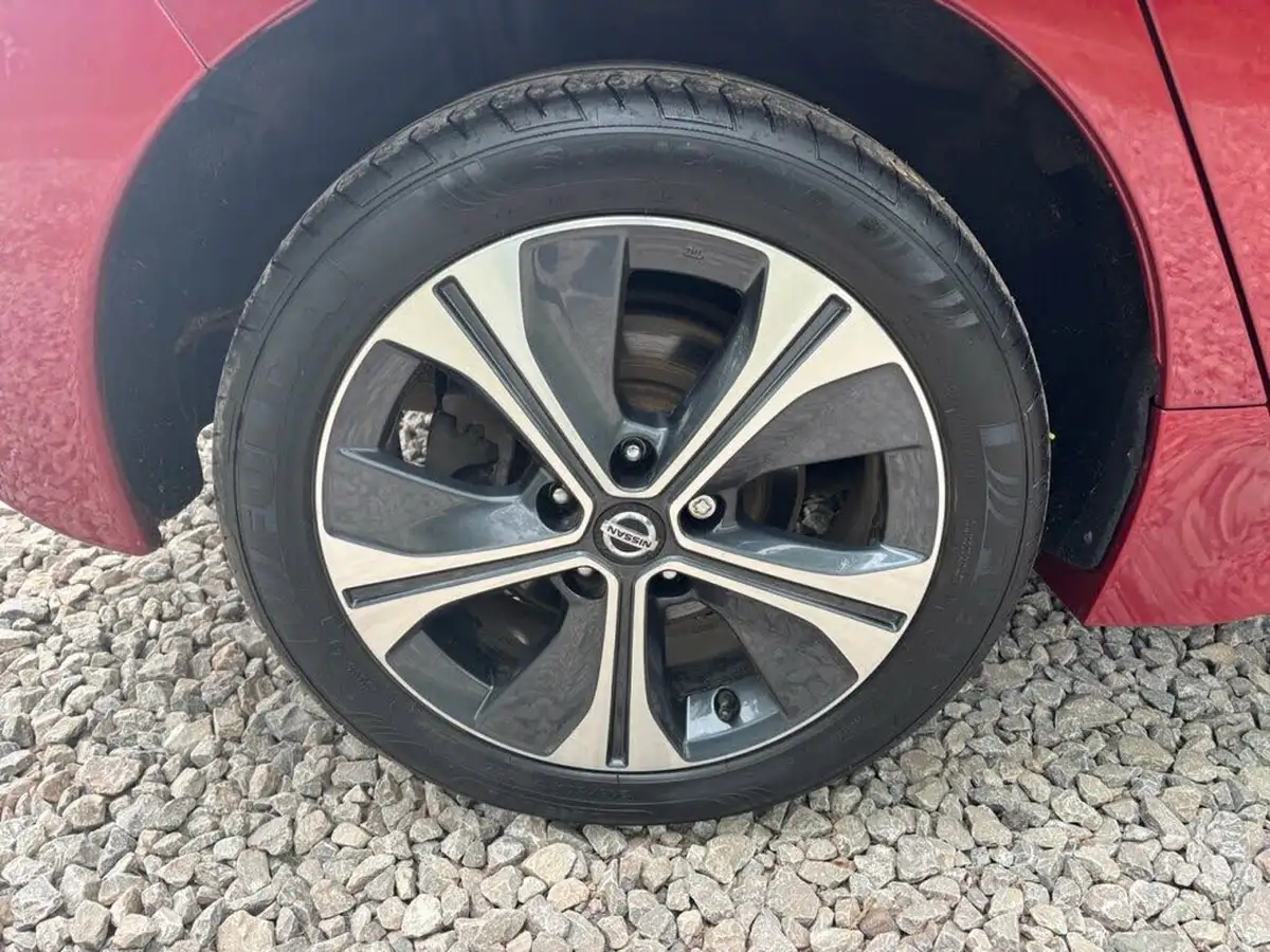 2020-nissan-leaf-e-e-n-tec-big-15