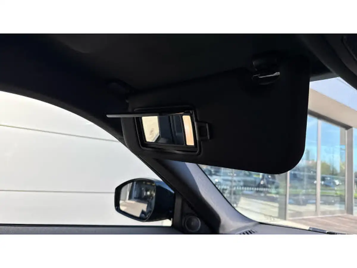 2024-land-rover-range-rover-evoque-15-p300e-s-big-48