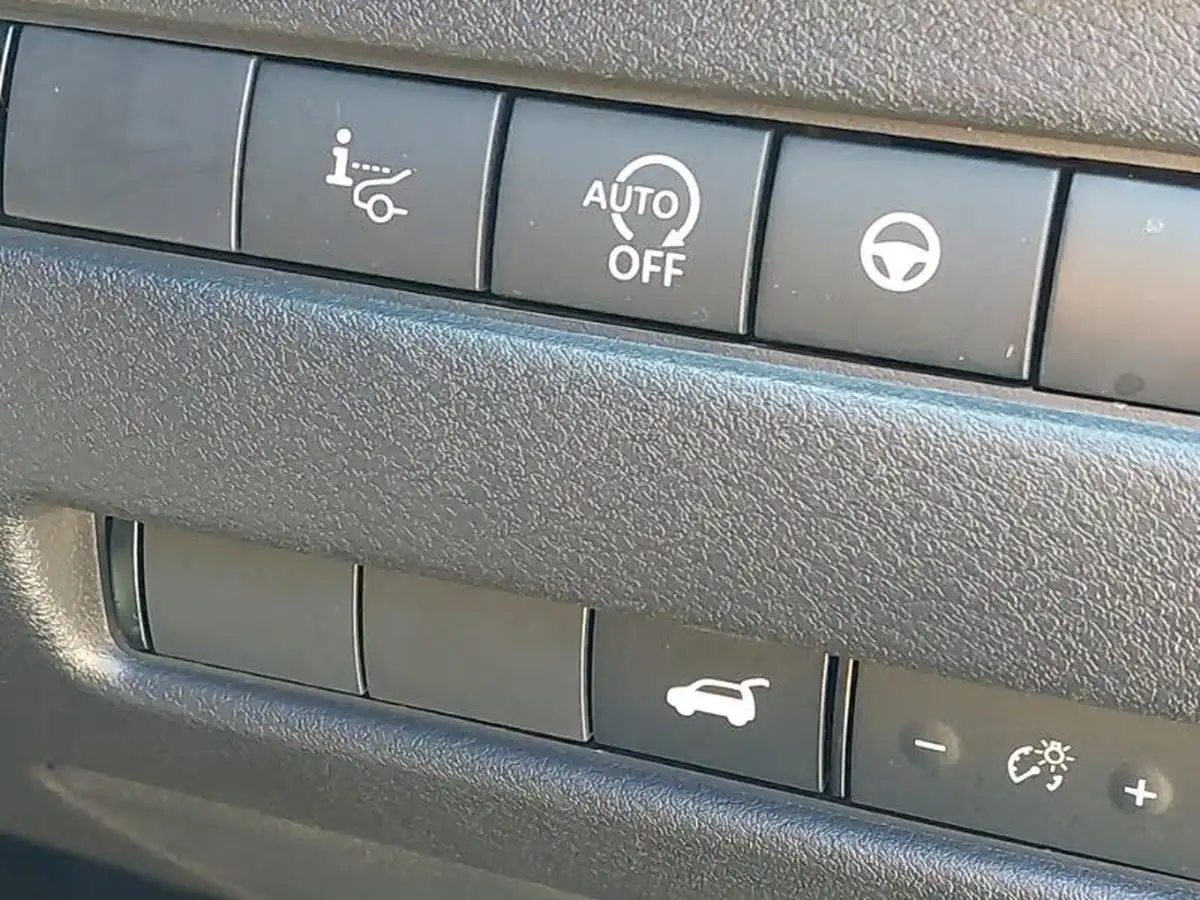 2022-nissan-qashqai-13-dig-t-tekna-xtronic-big-12