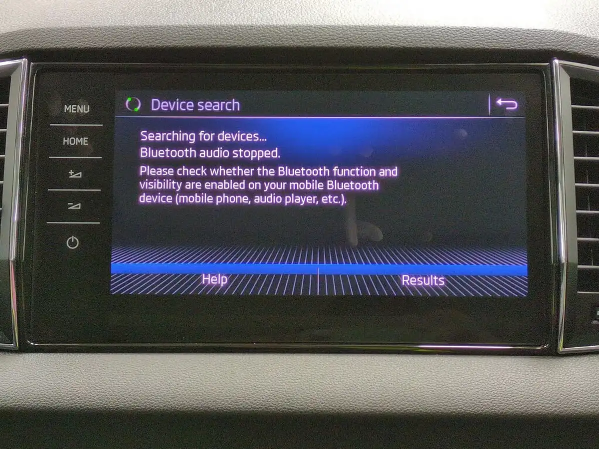 2018-skoda-karoq-20tdi-scr-edition-big-21
