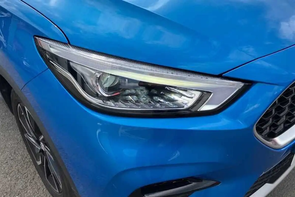 2022-mg-zs-suv-10t-gdi-exclusive-big-27