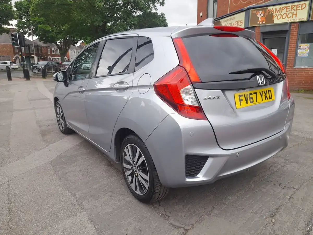 2018-honda-jazz-13-i-vtec-ex-navi-big-4