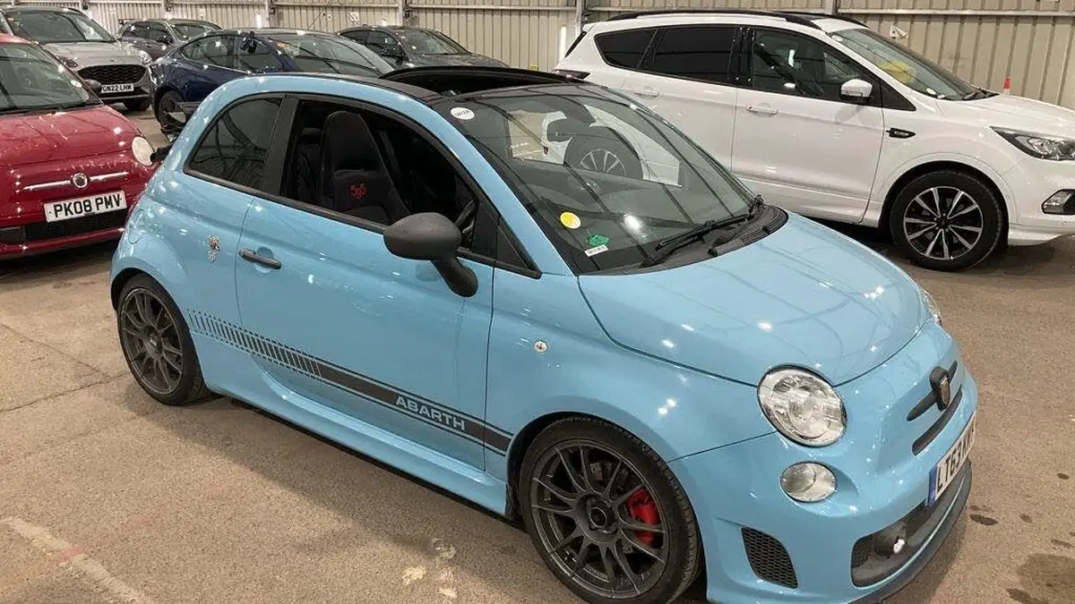 2013-fiat-500c-14-abarth-595c-competizione-auto-seq-big-10
