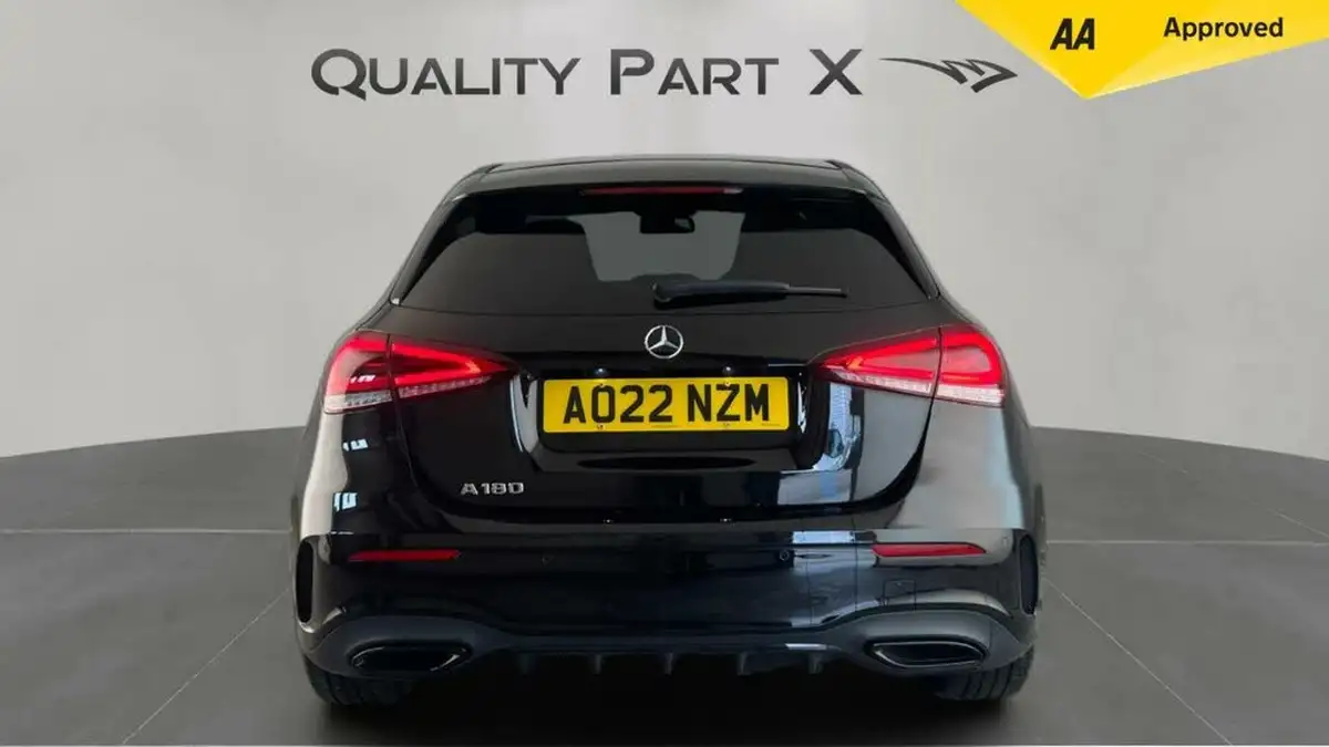 2022-mercedes-benz-a-class-13-a180-amg-line-executive-edition-hatchback-5d-7g-dct-big-3