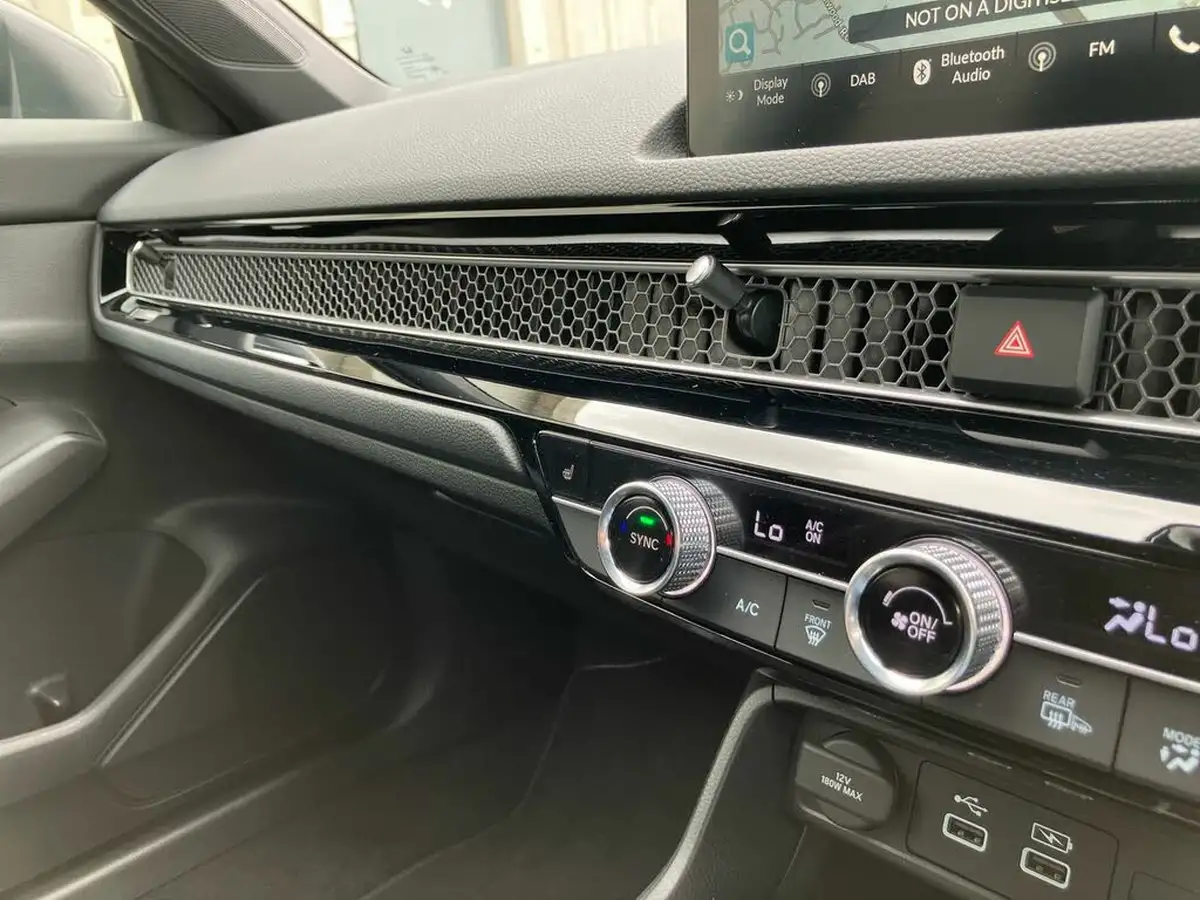 2023-honda-civic-20-i-mmd-sport-big-36