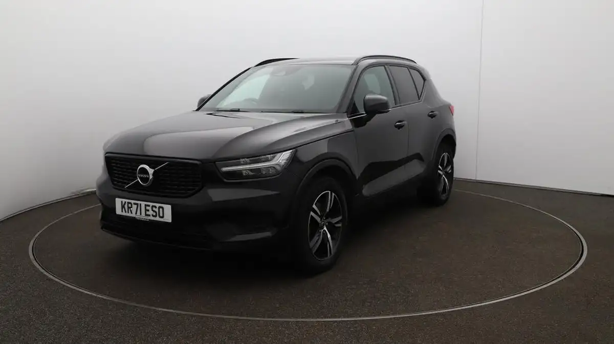 2022-volvo-xc40-20-b4-r-design-big-35