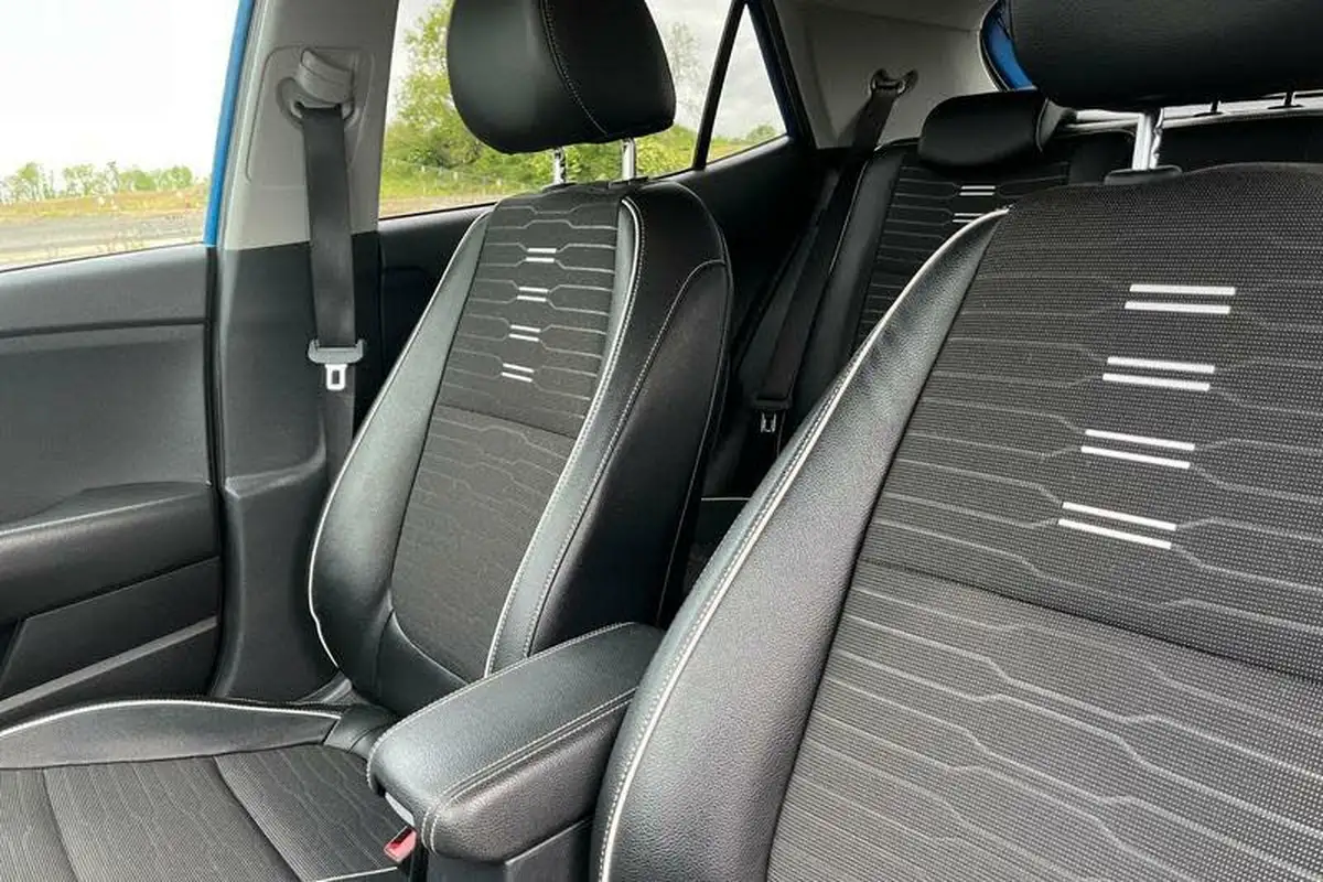 2022-kia-stonic-10-t-gdi-gt-line-118bhp-48v-big-18