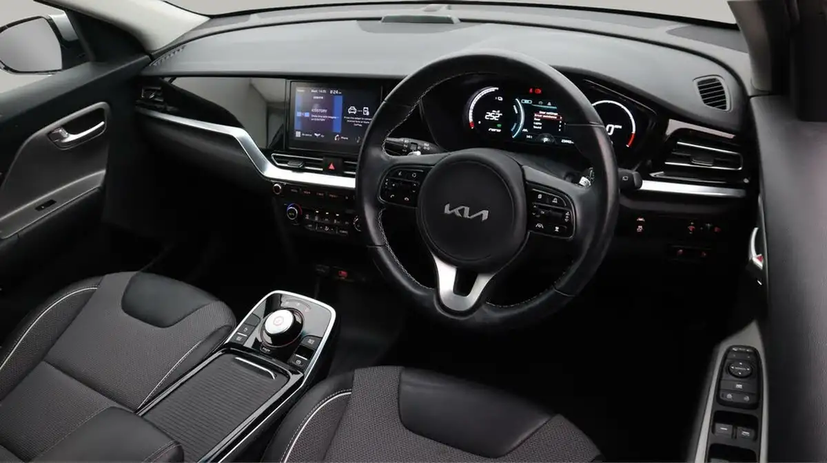 2022-kia-niro-ev-e-2-big-9