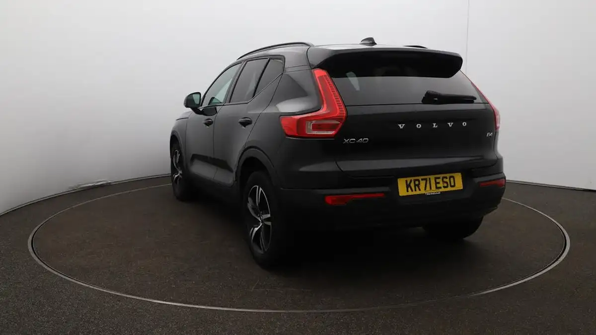 2022-volvo-xc40-20-b4-r-design-big-59