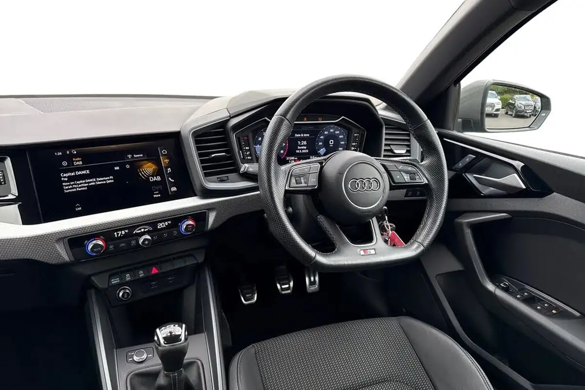 2020-audi-a1-10-30-tfsi-s-line-110ps-big-17