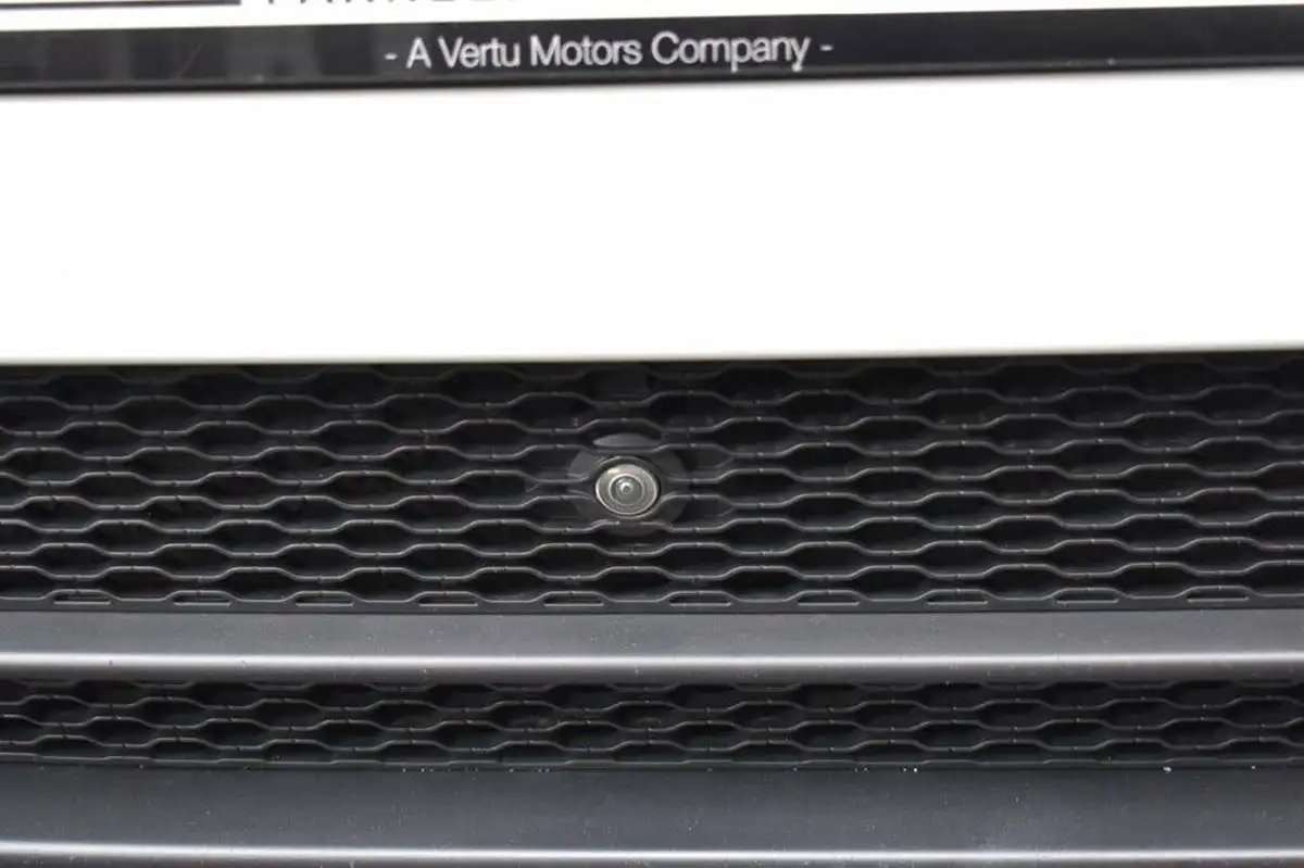 2021-land-rover-range-rover-velar-20-d200-s-big-45