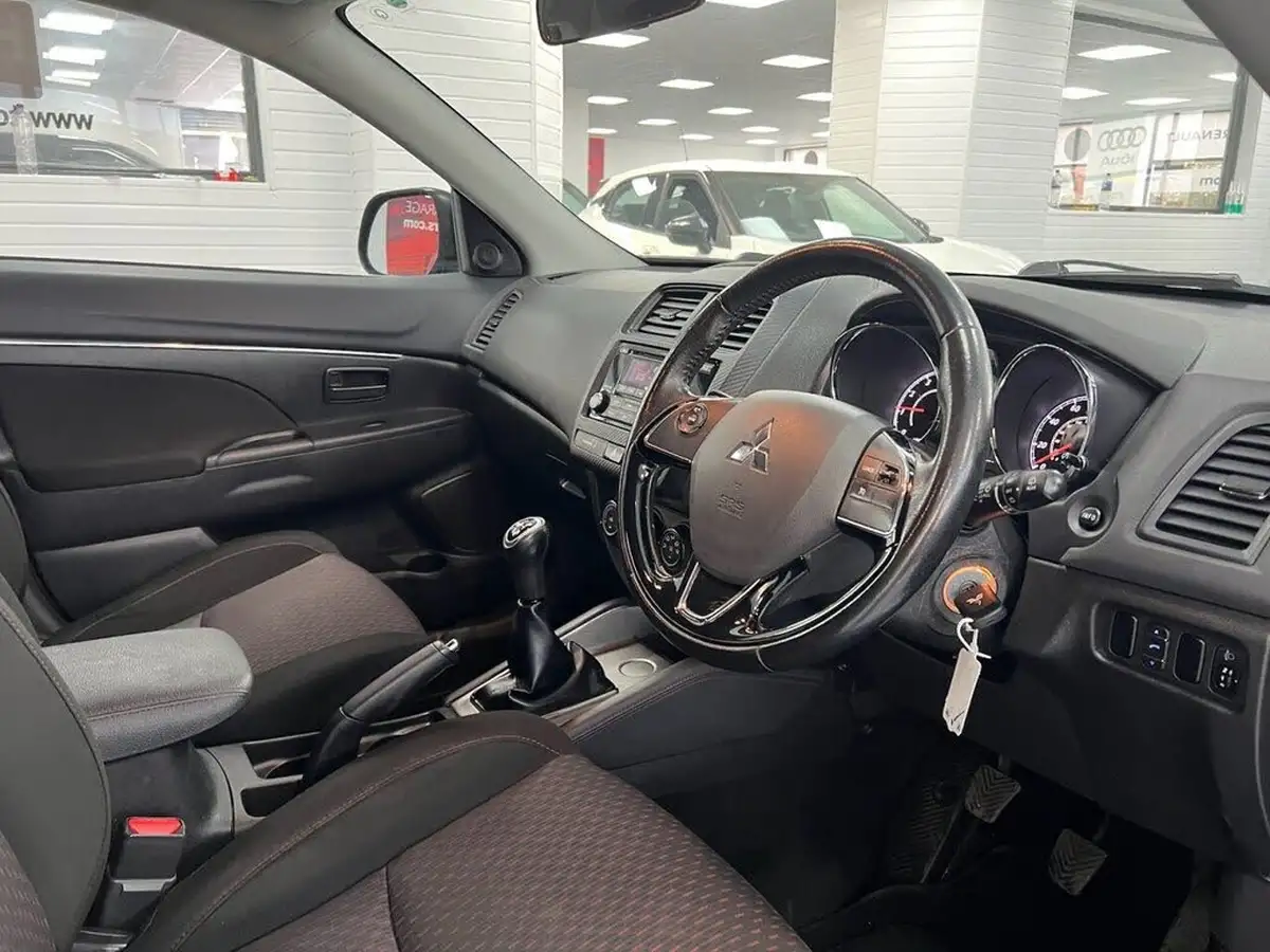 2018-mitsubishi-asx-16-2-big-21